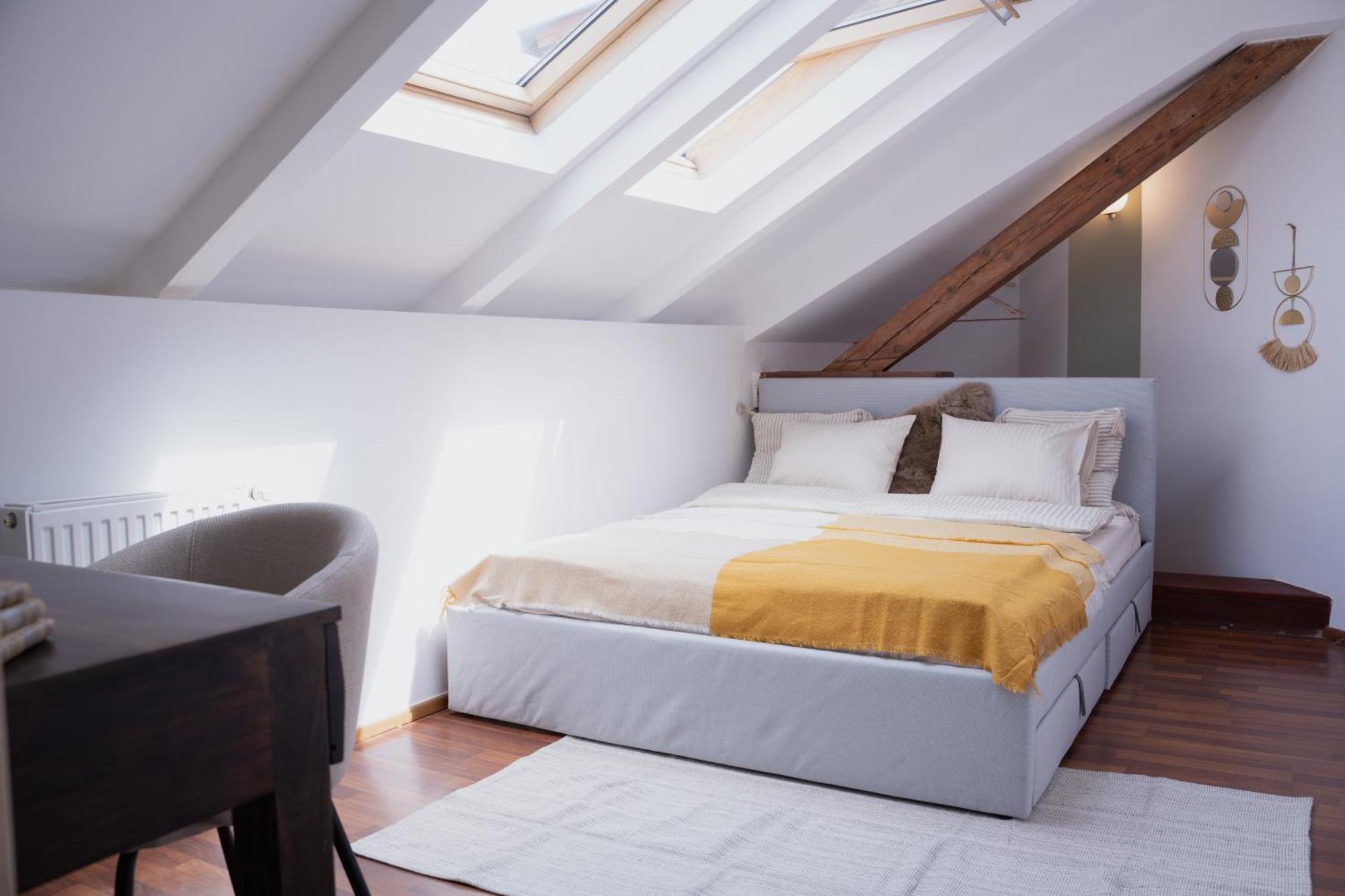 Bohemian Symphony Appartement Praag Buitenkant foto